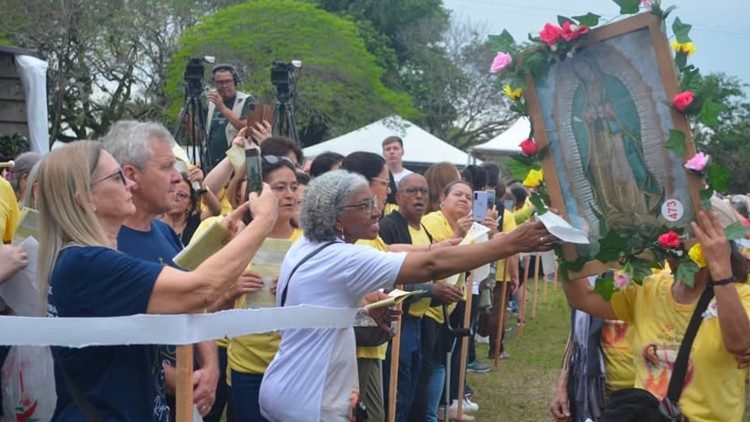 Imagem de Guadalupe foi trazida do México para a Romaria