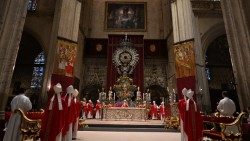 V soboto, 18. novembra 2023, je v katedrali v Sevilji v Španiji potekala beatifikacija Božjih služabnikov Manuela Gonzáleza-Serna Rodrígueza in 19 tovarišev mučencev. 