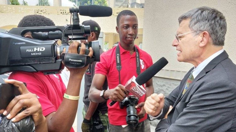 Dr. Paolo Ruffini, prefekt Dikasteria pro komunikaci, na konferenci Panafrického výboru pro sdělovací prostředky