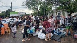 O Mensageiro da Caridade atuando em diversas cidades afetadas pelas cheias