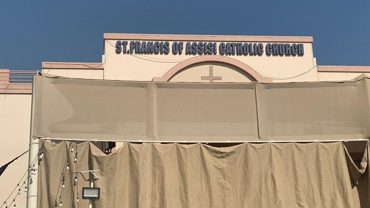 Życie katolickie w Dubaju rozwija się w parafii Matki Bożej oraz w parafii św. Franciszka z Asyżu