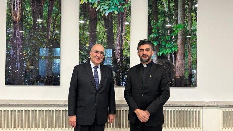 PUC-Rio no Oriente: Universidade marca presença na COP28 em Dubai