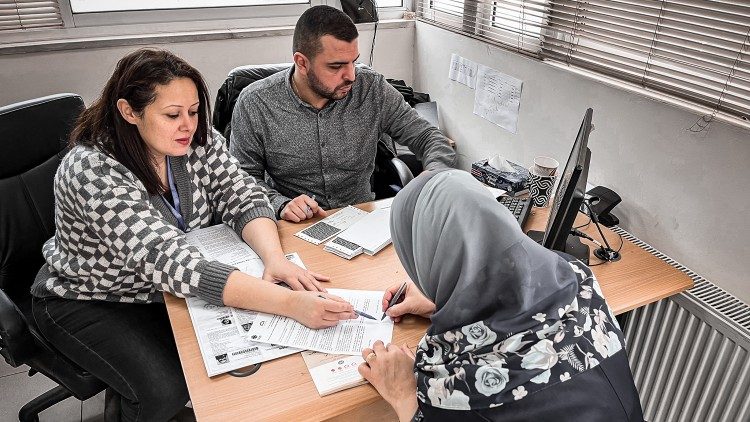 Caritas Polska pomaga syryjskim uchodźcom przetrwać zimę