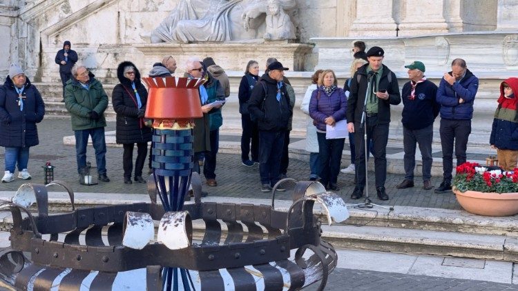 Przekazanie Betlejemskiego Światła Pokoju na Kapitolu w Rzymie, 16 grudnia 2023 r.