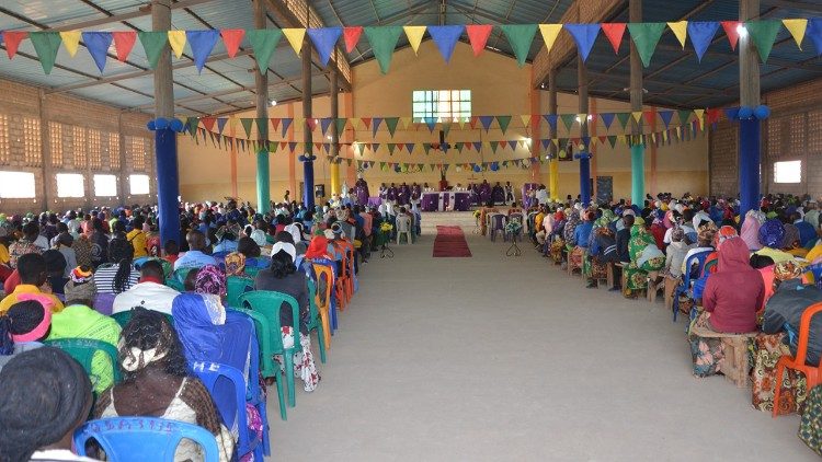 Messe d'action de grâces en l'église paroissiale Sainte Agnès d'Ouro Lawane