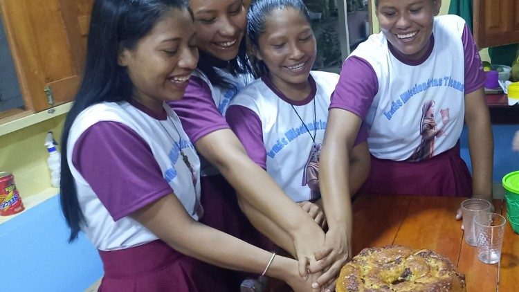 Irmãs Missionárias Ticunas 