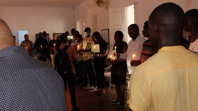 Vigília contra os casos de feminicídio na Guiné