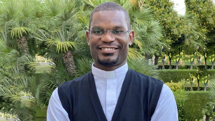 Padre René Gaston Ayihi Tsimi, aluno da Pontifícia Academia Eclesiástica, morto aos 31 anos (Vatican Media)