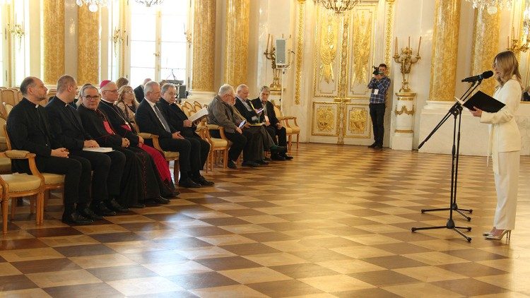 Uroczysta inauguracja tegorocznych Targów Wydawców Katolickich (Irena Świerdzewska)