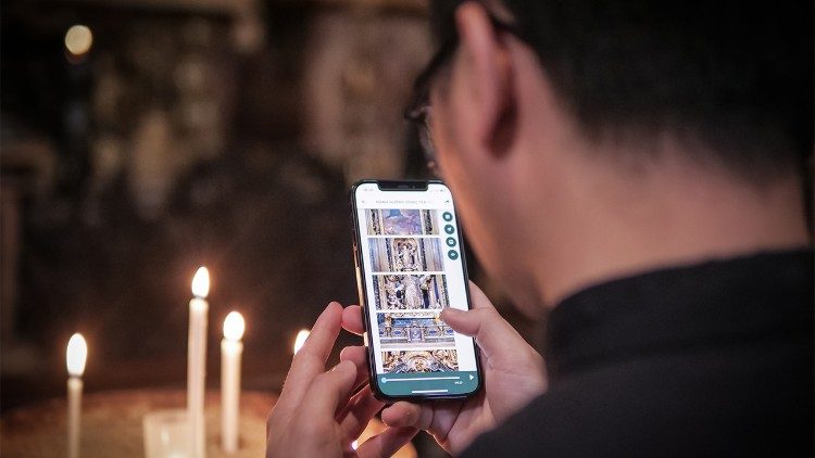 More than 10,000 people from the diocese of Da Nang made a pilgrimage to the Shrine of Our Lady of Tra Kieu in Vietnam
