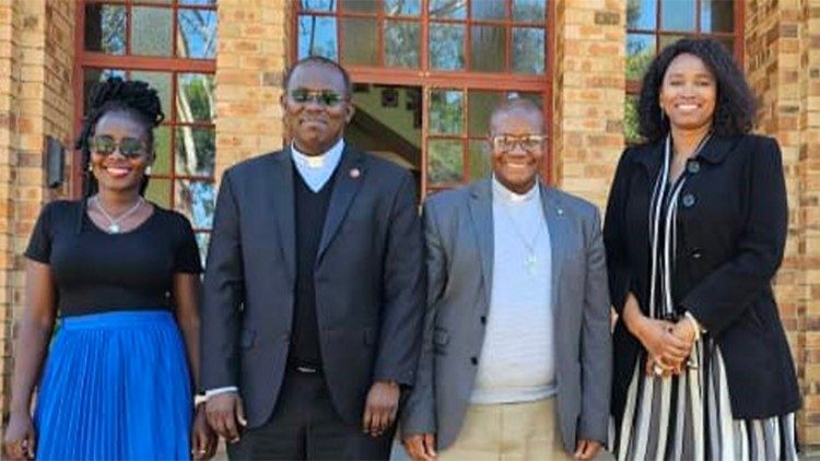 Orientadores do seminário sobre a sinodalidade para Seminários da IMBISA