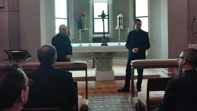 Il saluto a monsignor Ciampanelli in Segreteria di Stato