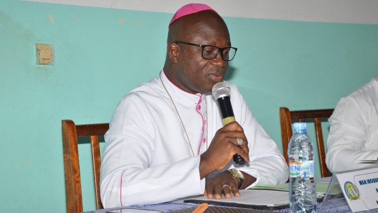 Mgr Jacques Assanvo Ahiwa à l'ouverture de l'Assemblée.