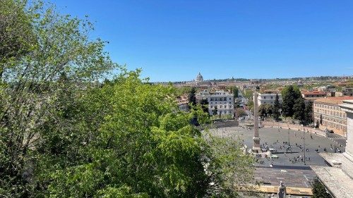 Aldea por la Tierra, panorama desde el Pincio, Roma
