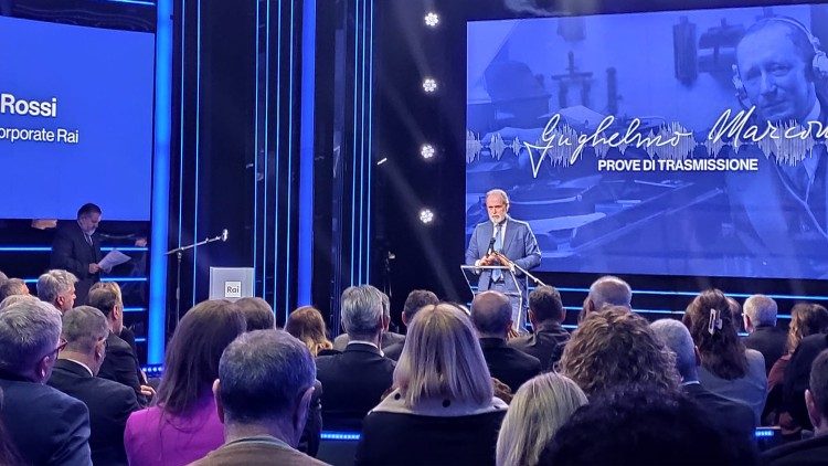 Un momento della presentazione della mostra dedicata a Guglielmo Marconi