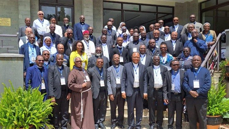 Participantes no seminário a decorrer em Nairobi