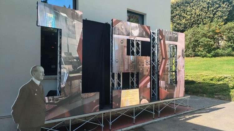 Celebrating Marconi in the Vatican