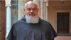 إيران – الكاردينال ماتيو: الحرب لا تحل شيئاً. لنصلِّ من أجل استئناف المفاوضات