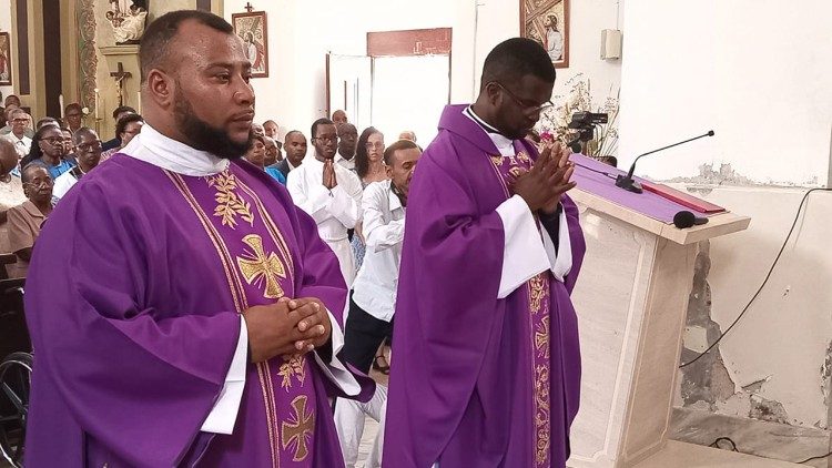 Ordena&ccedil;&otilde;es na Diocese de Mindelo
