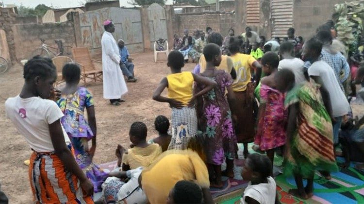 Watoto nchini Burkina Faso