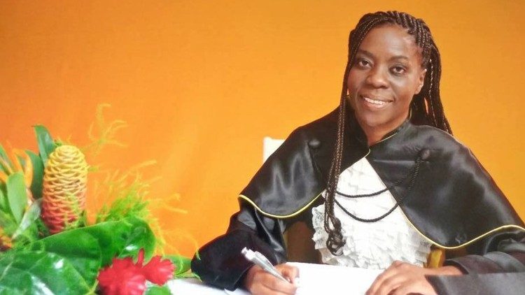 Irmã Rosa aquando da sua formatura em jornalismo