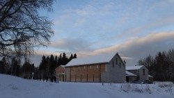 Die neue Kirche der Zisterzienser im norwegischen Munkeby
