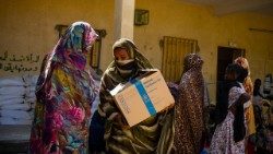 Sudan - Osma Degna School food distribution WFP