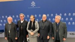 La postulatrice Silvia Correale nell'incontro in Sala Stampa vaticana per la canonizzazione di Mama Antula