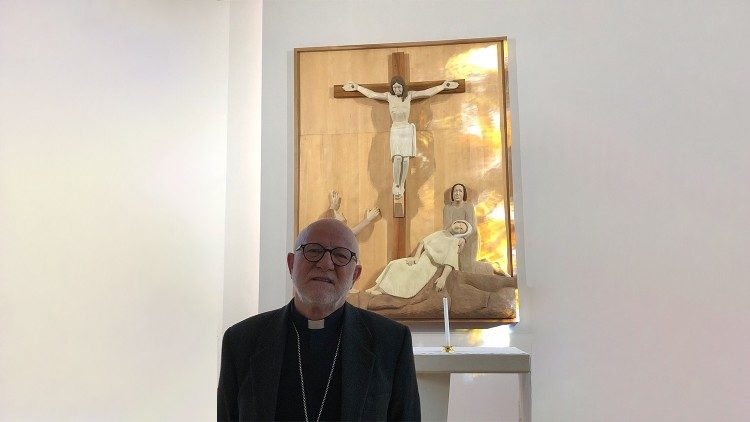 Izmiro arkivyskupas Martinas Kmetecas