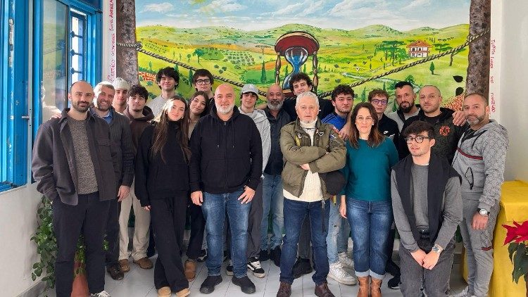 Foto di gruppo e soddisfazione a lavoro finito