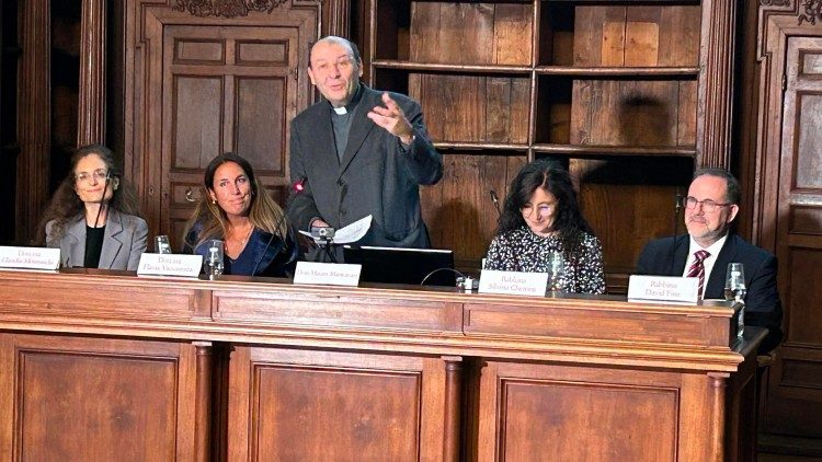 Consegna dei diplomi. Corso sugli manoscritti ebraici in Biblioteca Apostolica Vaticana