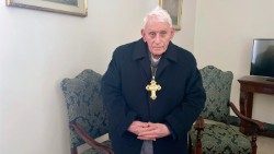 Il cardinale albanese Ernest Simoni, 95 anni, a Casa Santa Marta