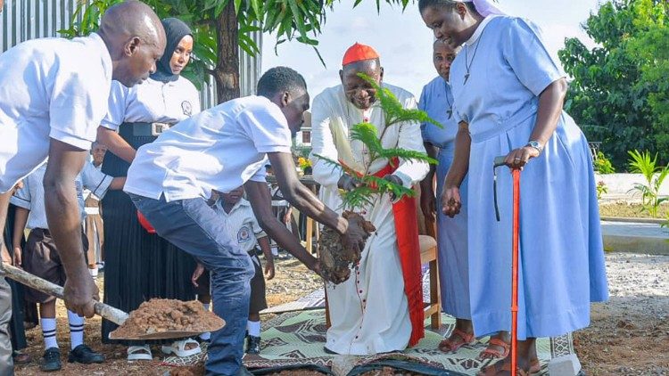 Utunzaji bora wa mazingira nyumba ya wote