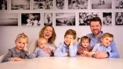 Papa: Iertarea, cel mai bun medicament pentru vindecarea familiilor aflate în criză (imagine simbolică)