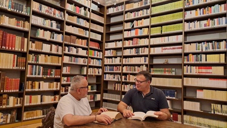 À esquerda dom Cristiano de Oliveira