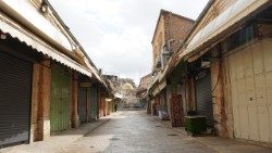 Leere Einkaufstraßen in Muristan