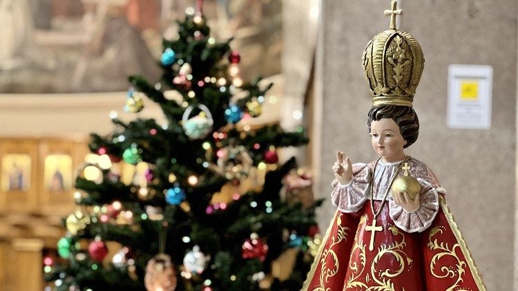 Il Gesù Bambino di Praga pellegrino nella Basilica di Sant'Antonio a Roma