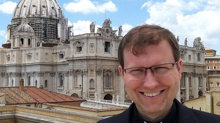 Pfarrer Andrzej Kucinski 