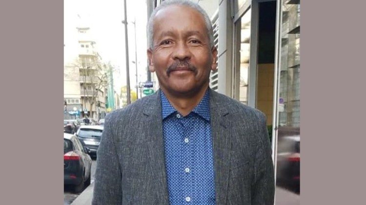 O Poeta angolano, José Luís Mendonça