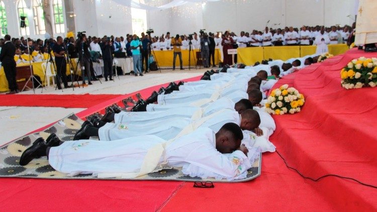 Một Thánh lễ truyền chức linh mục