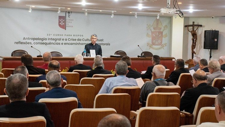 Curso para os Bispos