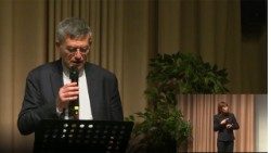 O prefeito do Dicastério para a Comunicação Paolo Ruffini