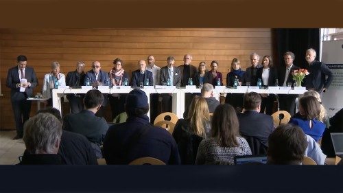 D: Mehr Missbrauchsverdachtsfälle bei Rheinischer Landeskirche