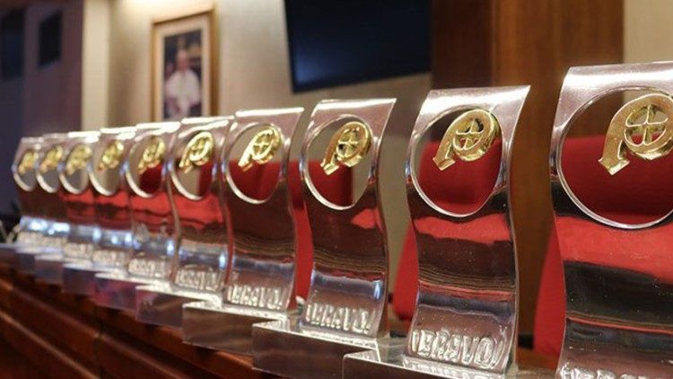  Entrega de los Premios Bravo 2023 de la CEE a los profesionales de la comunicación