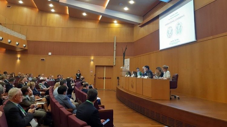 Un momento della conferenza