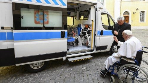 Ukraine: le Pape fait don d'une troisième ambulance à un hôpital