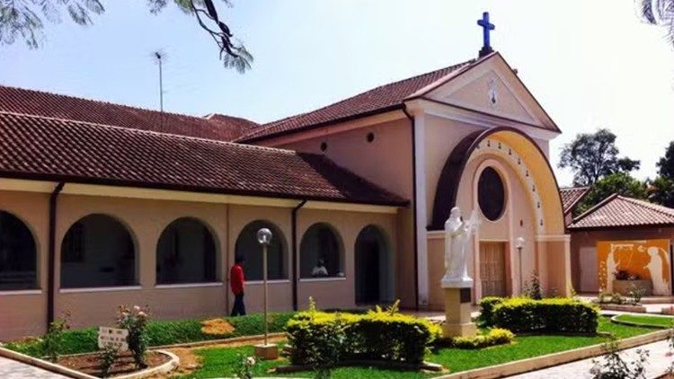 Carmelo da Santa Face e Pio XII-Tremembé-SP