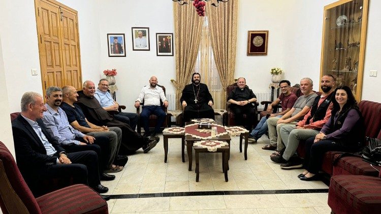 L'incontro con i membri di Caritas Gerusalemme