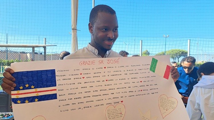 A comunidade de Campoleone e Aprília agradece ao Capelão, P. José Cabral