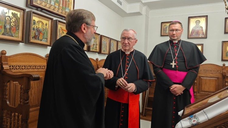 Cardinal Parolin visits headquarters of Ukrainian Greek Catholic Church